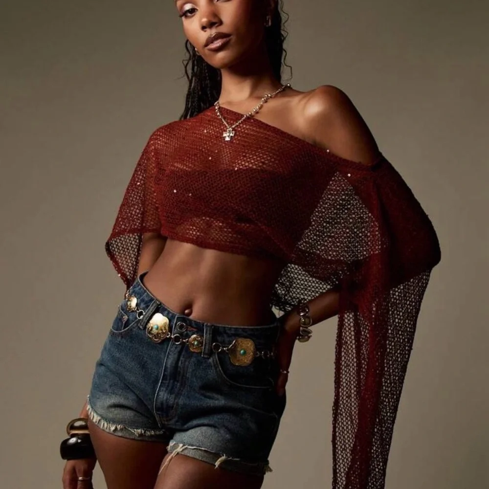 Missguided Burgundy Mesh Off-Shoulder Crop Top - Picture 4 of 4